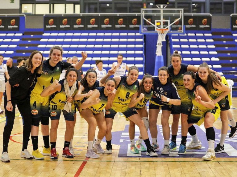 Picken Claret a semifinales