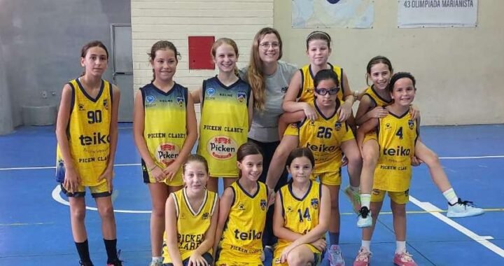 Alevín femenino azul